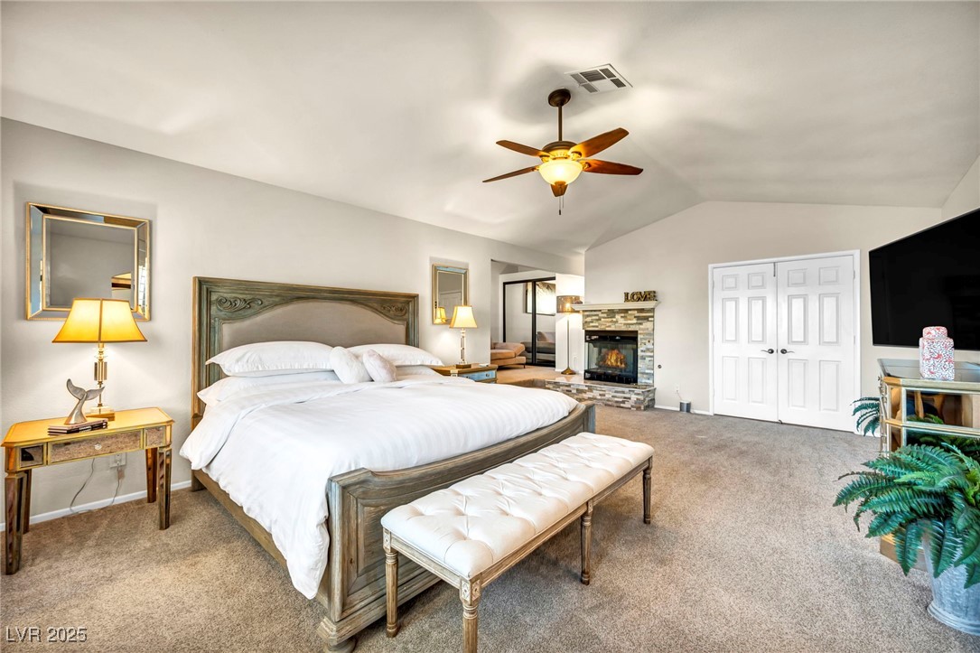 3225 Shoreline Drive