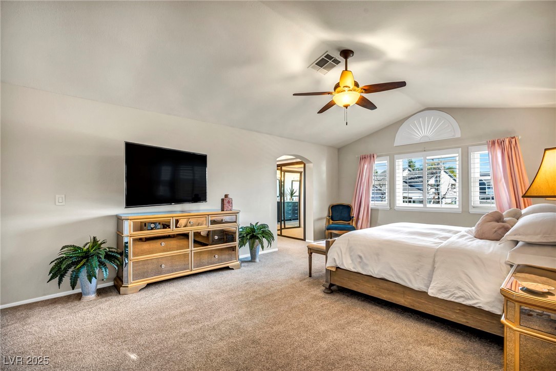 3225 Shoreline Drive