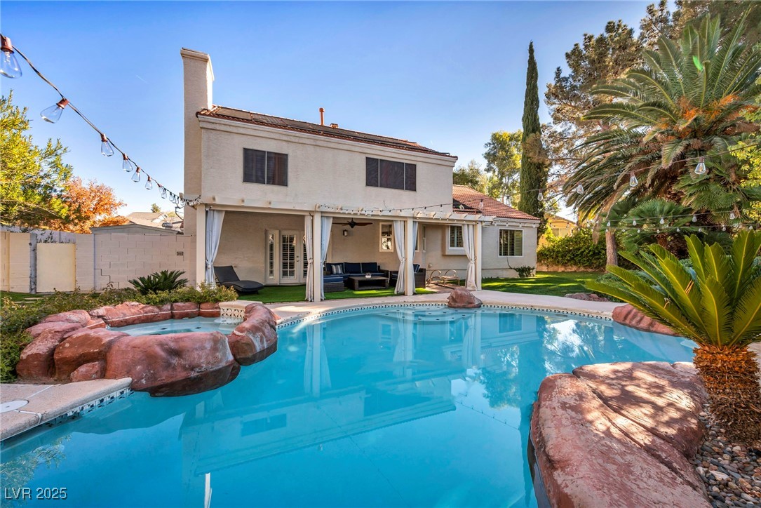 3225 Shoreline Drive