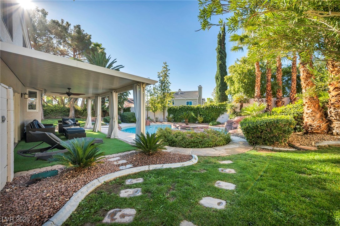 3225 Shoreline Drive