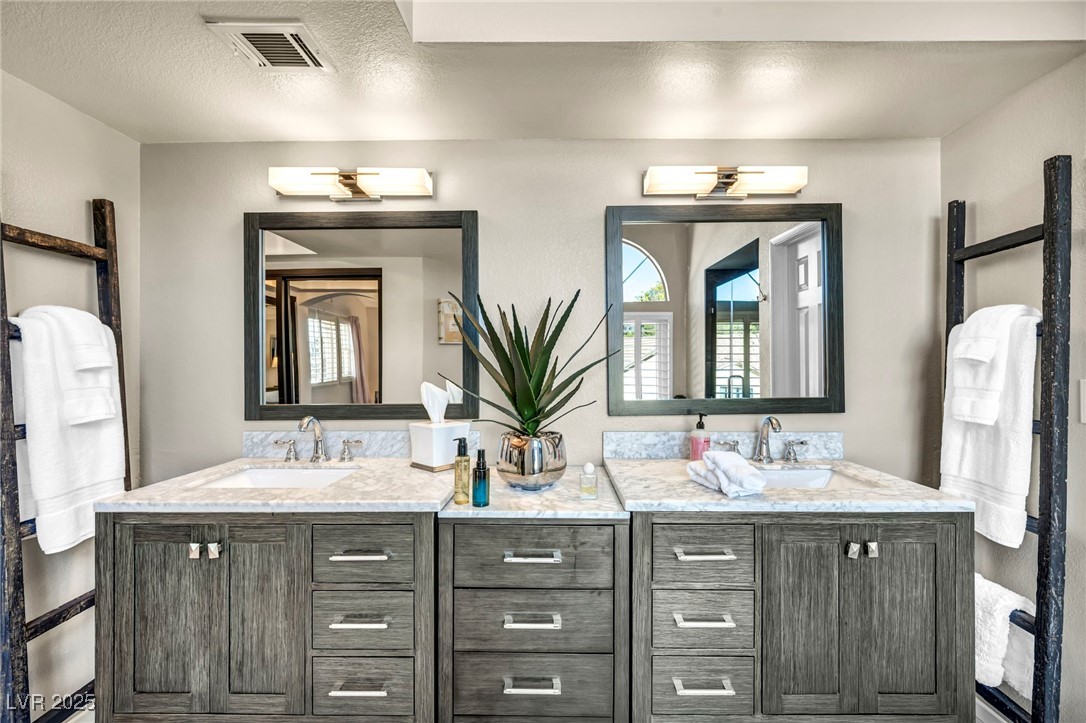 3225 Shoreline Drive