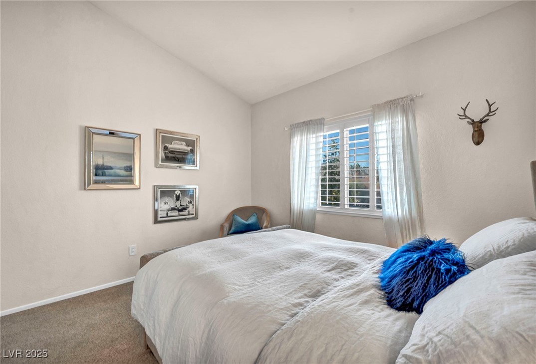 3225 Shoreline Drive