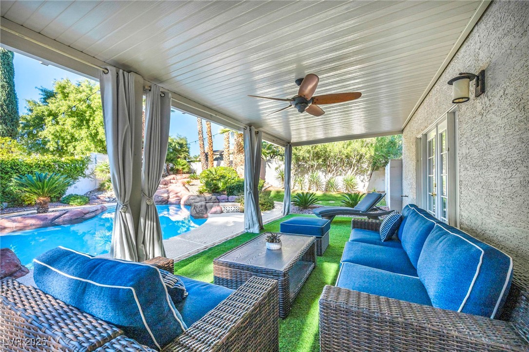 3225 Shoreline Drive