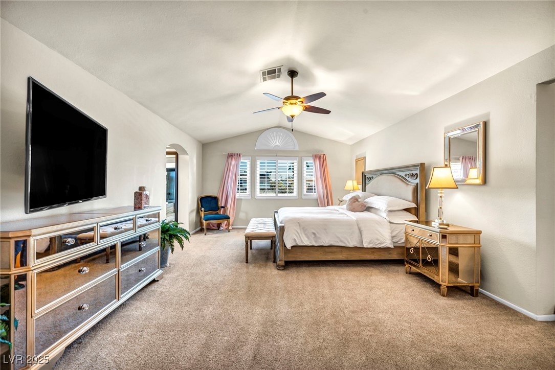 3225 Shoreline Drive