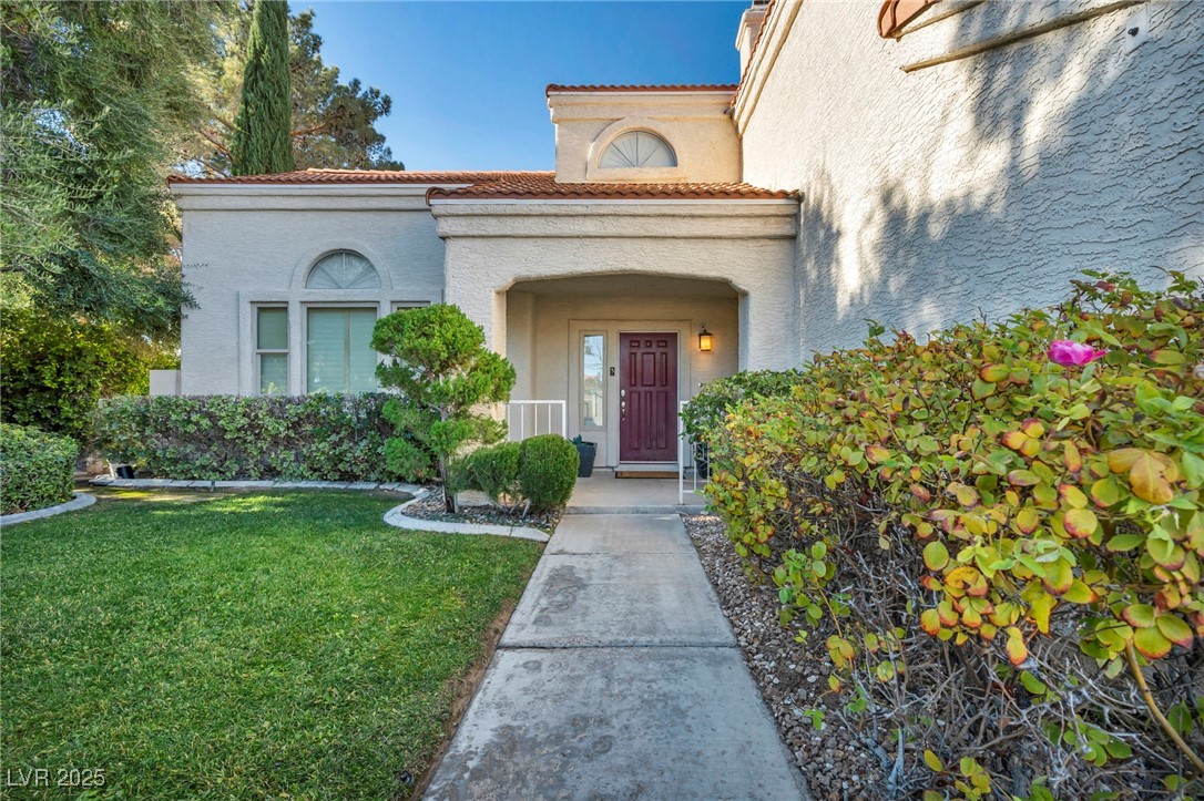 3225 Shoreline Drive