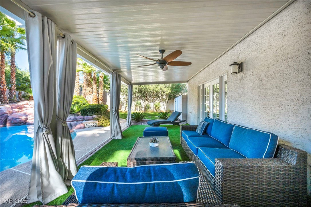 3225 Shoreline Drive