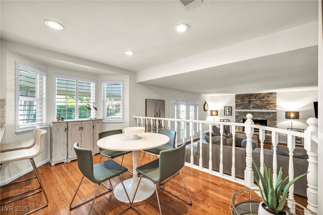 3225 Shoreline Drive