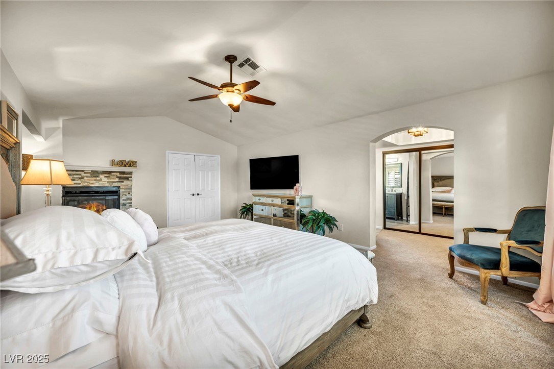 3225 Shoreline Drive