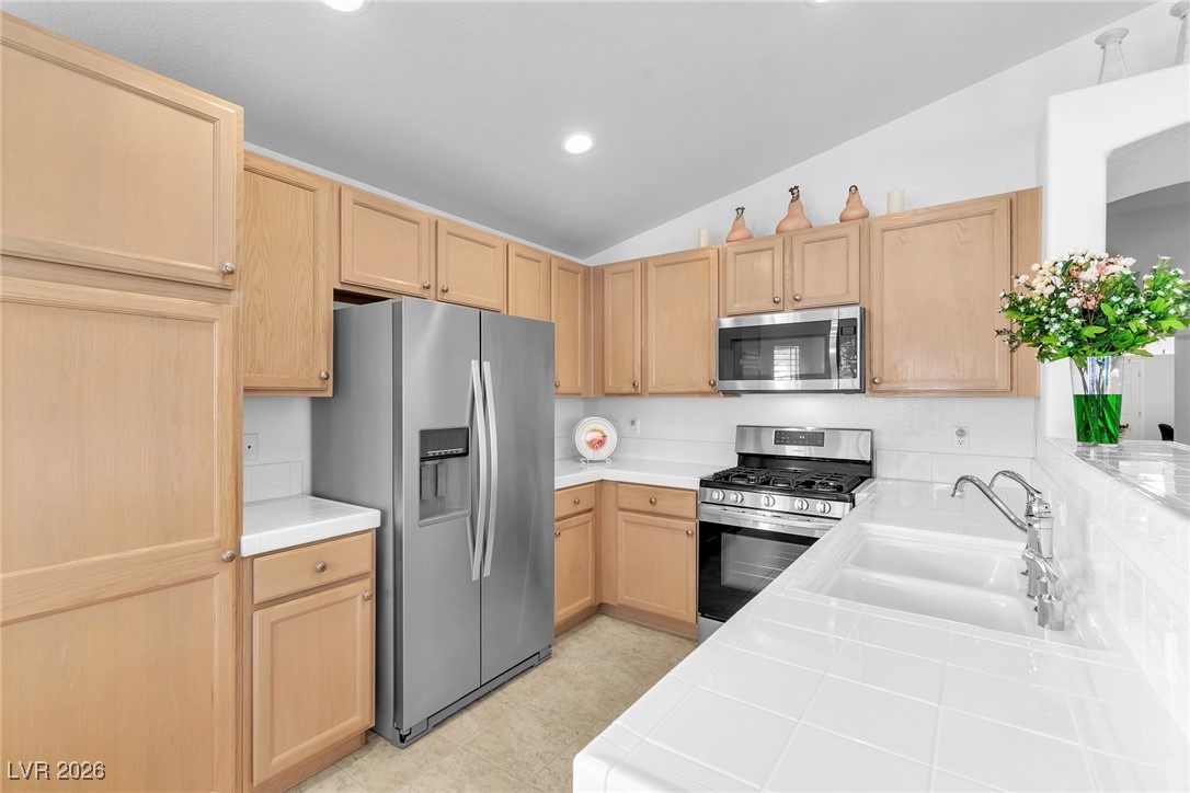 10248 Amber Hue Lane