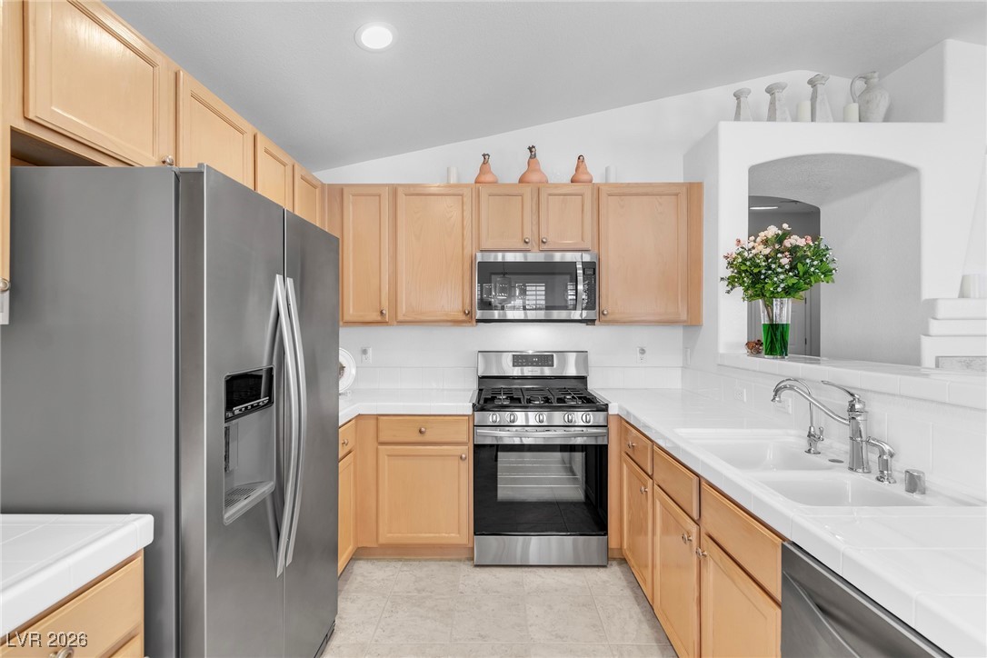 10248 Amber Hue Lane