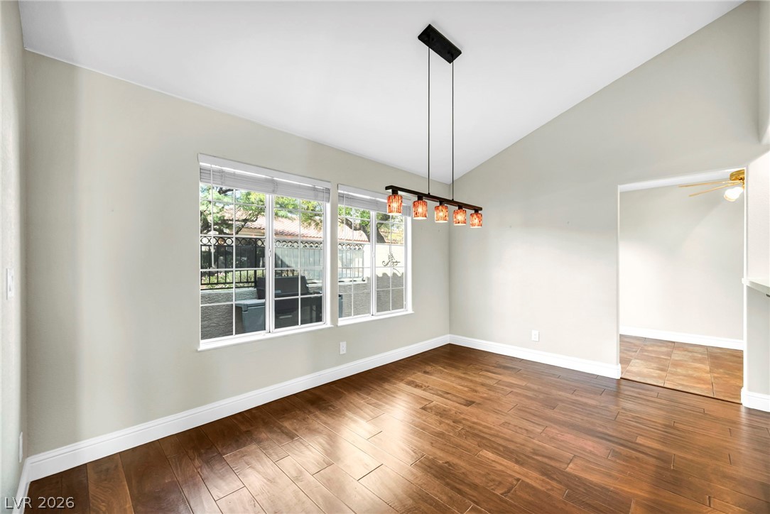 1901 Booker Court