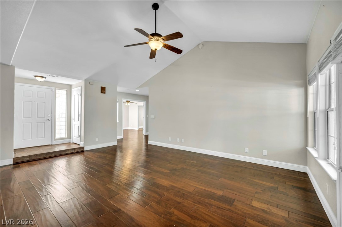 1901 Booker Court
