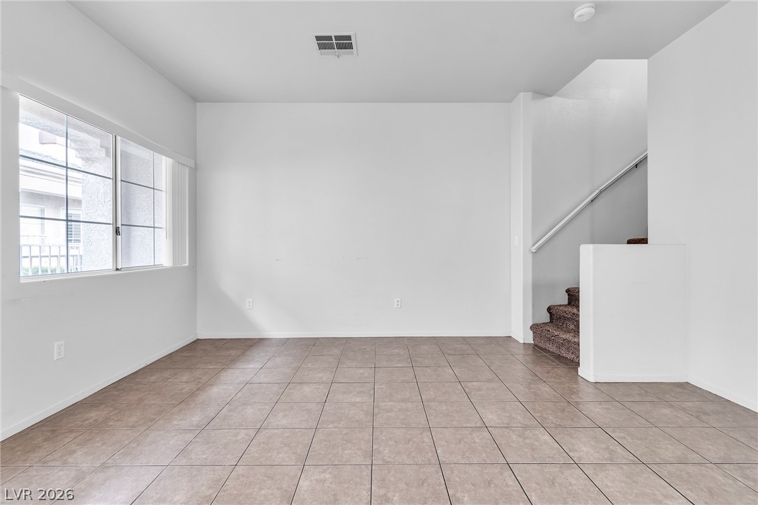 1109 Dusty Creek Street