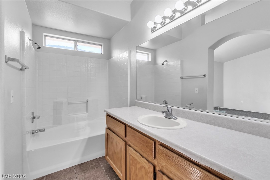 1109 Dusty Creek Street