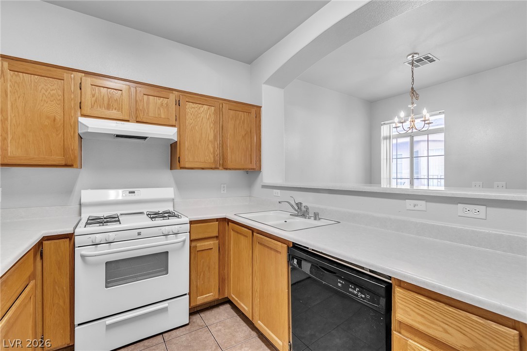 1109 Dusty Creek Street
