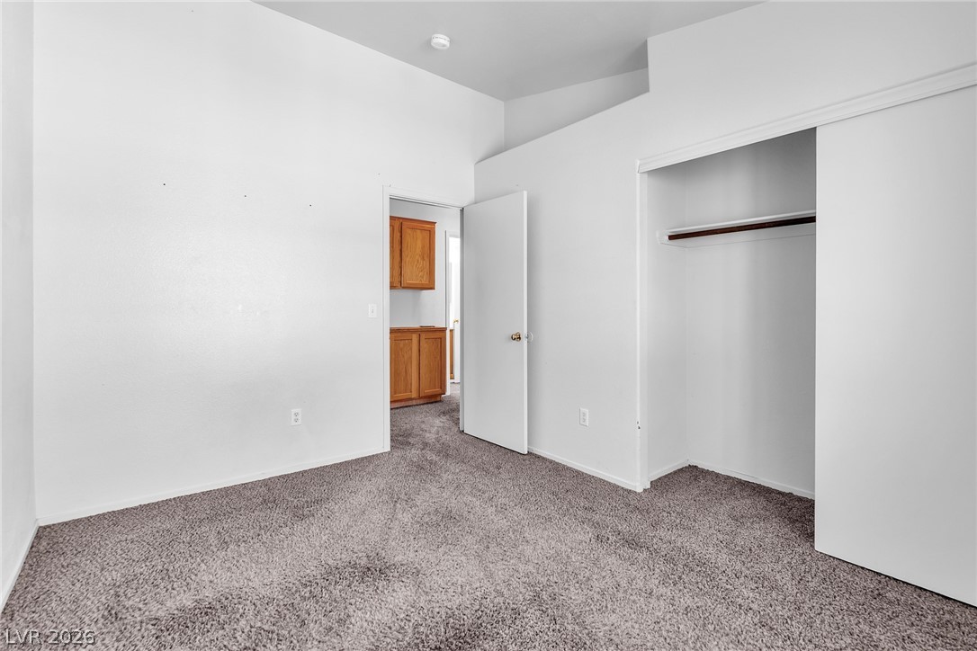 1109 Dusty Creek Street