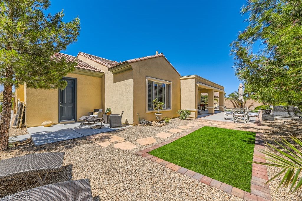 2752 Kilwinning Drive