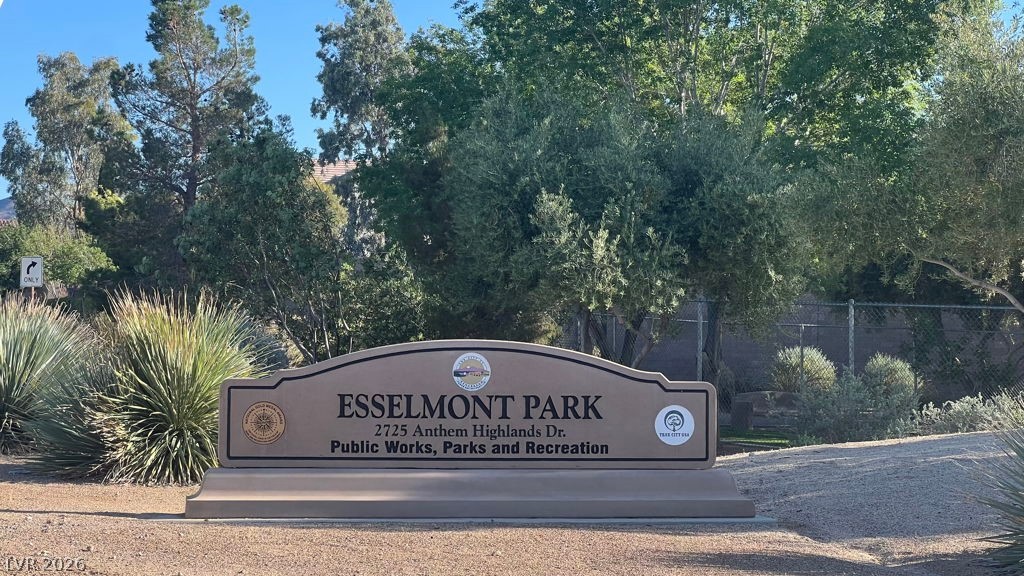 2752 Kilwinning Drive