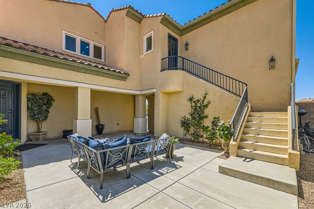 2752 Kilwinning Drive