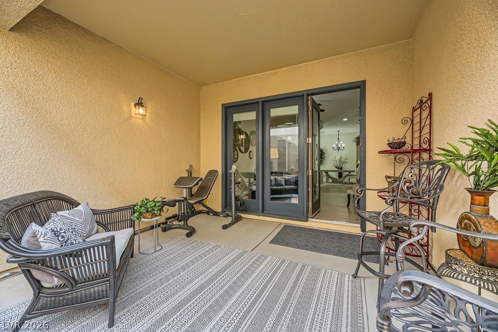 2752 Kilwinning Drive