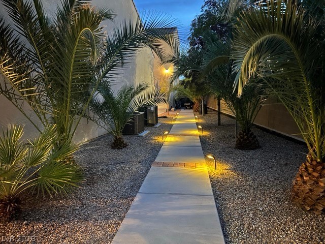 2752 Kilwinning Drive