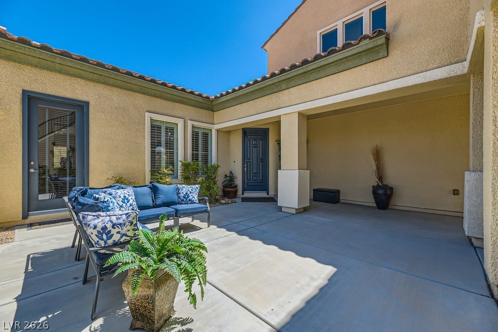 2752 Kilwinning Drive