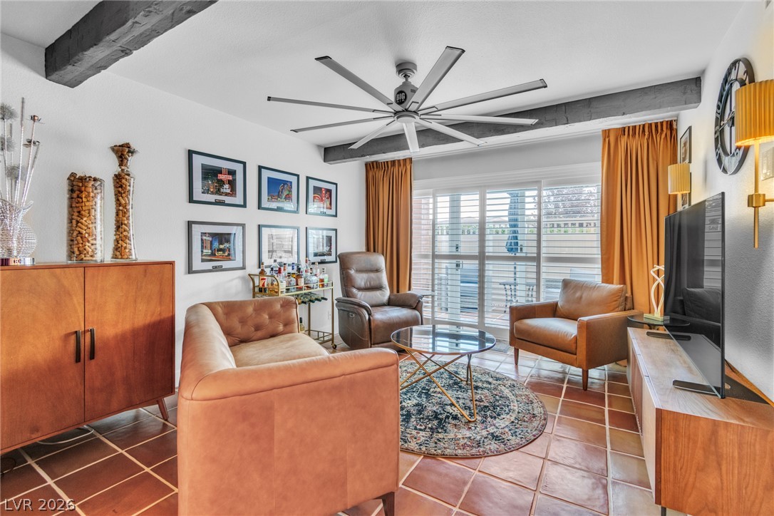 2879 Geary Place 2811