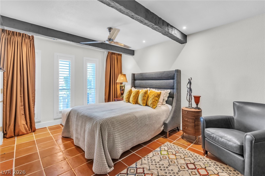 2879 Geary Place 2811