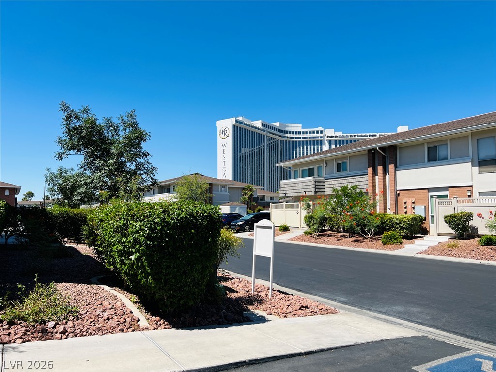 2879 Geary Place 2811