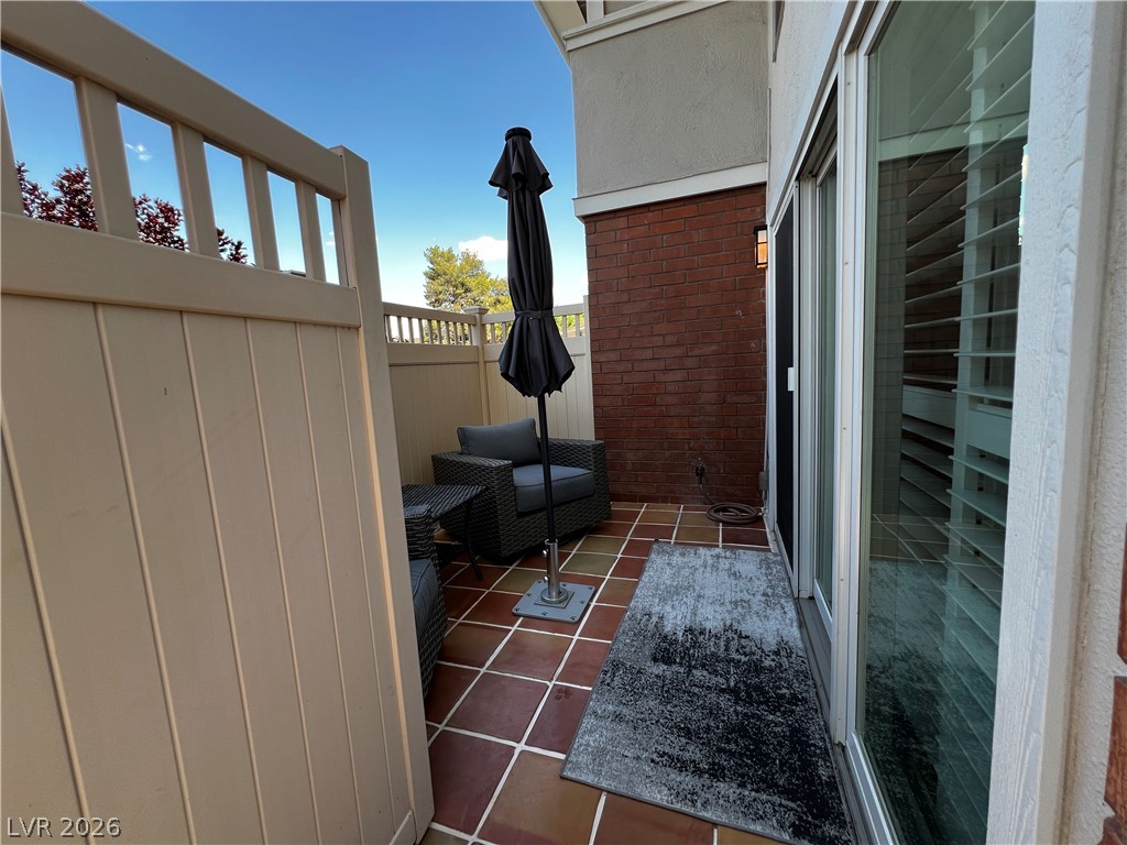2879 Geary Place 2811