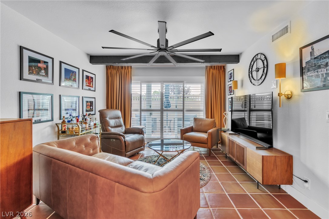 2879 Geary Place 2811