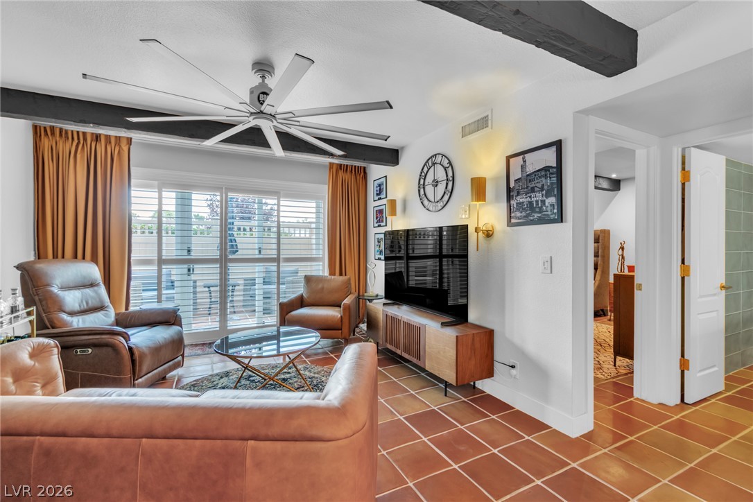 2879 Geary Place 2811