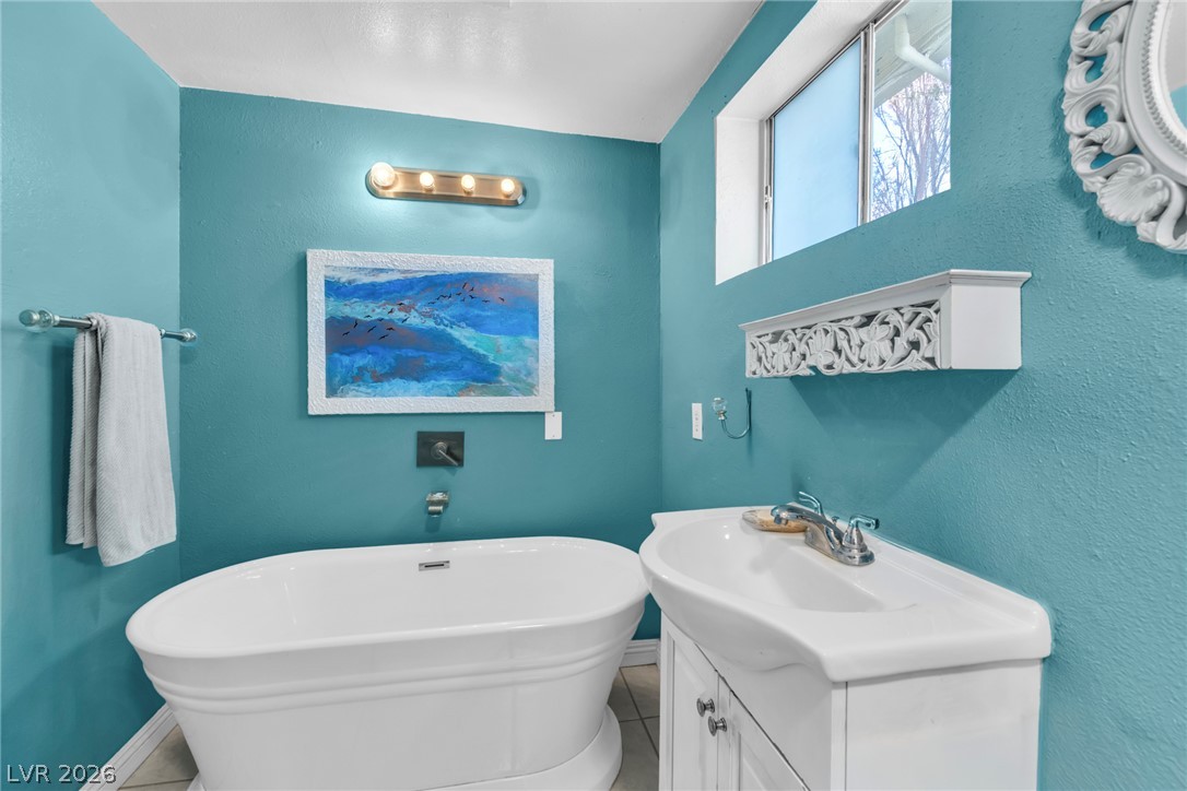 1567 Shadow Mountain Place