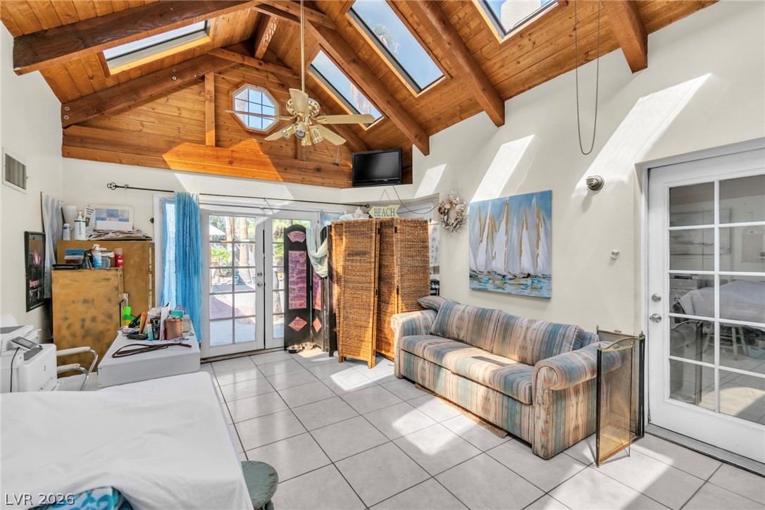 1567 Shadow Mountain Place