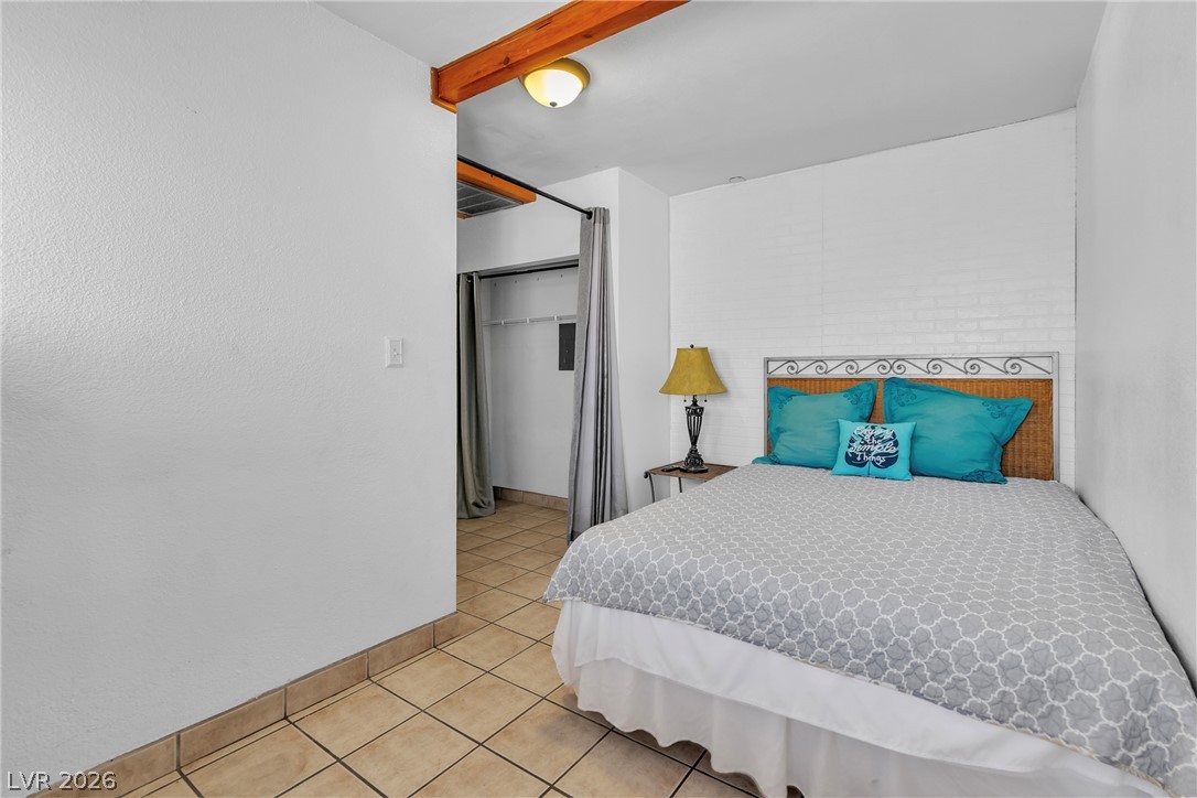 1567 Shadow Mountain Place