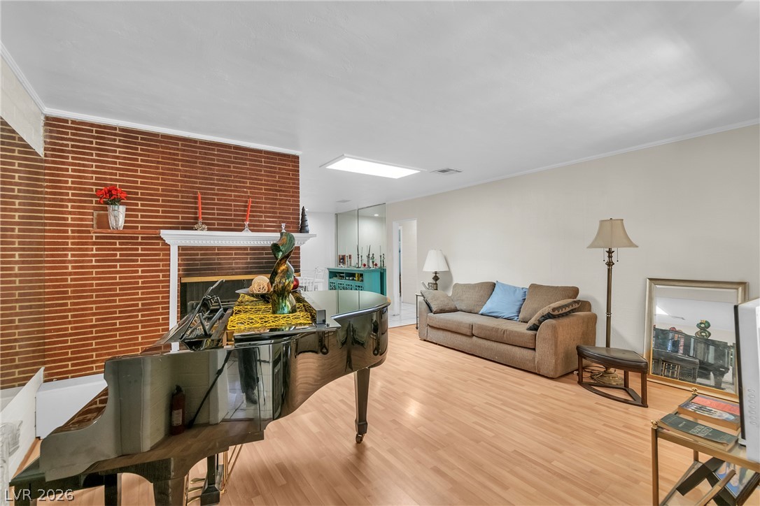 1567 Shadow Mountain Place