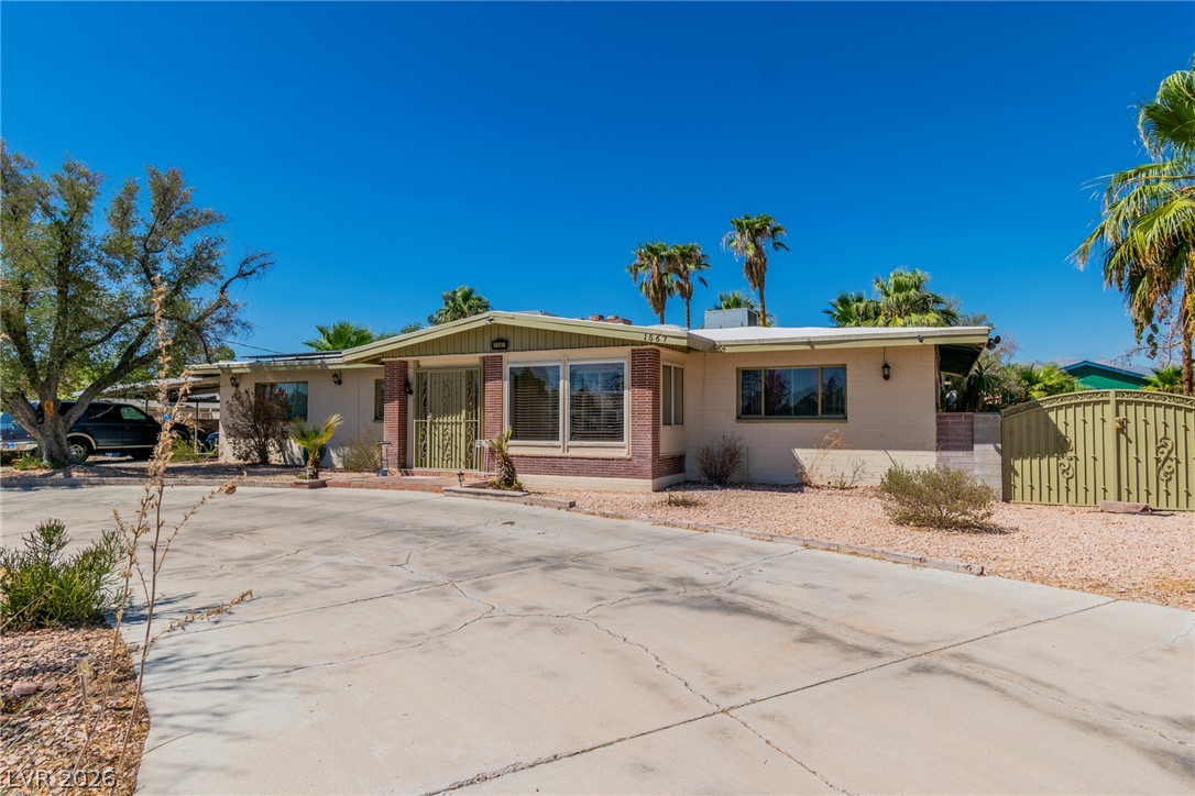 1567 Shadow Mountain Place