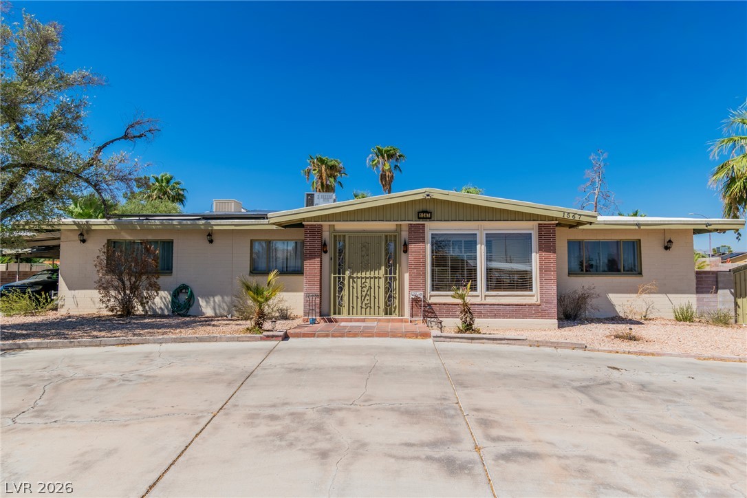 1567 Shadow Mountain Place