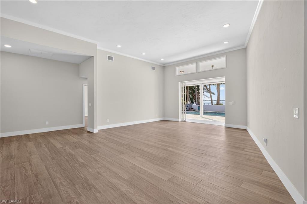3776 Harold AVE