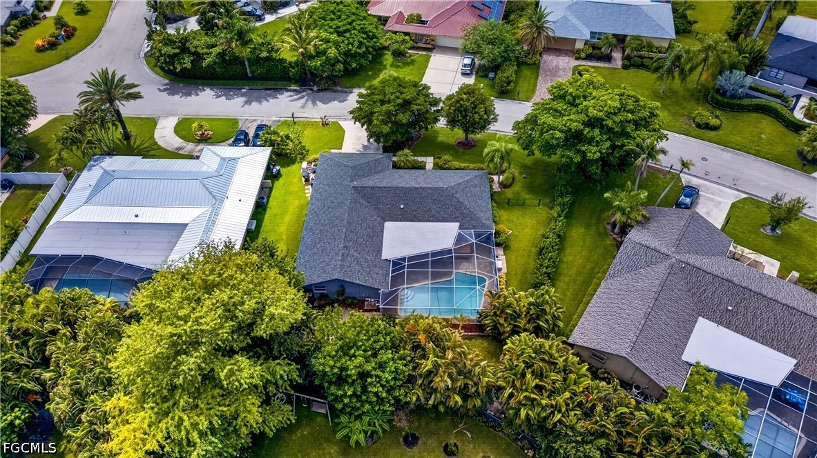 5720 Grillet PL