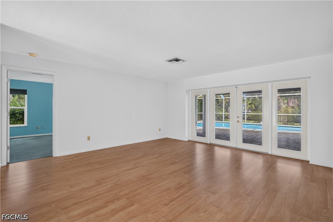 5720 Grillet PL
