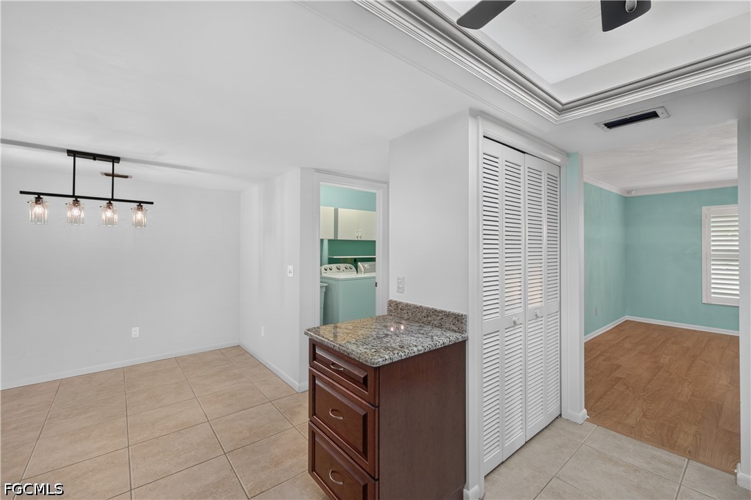 5720 Grillet PL
