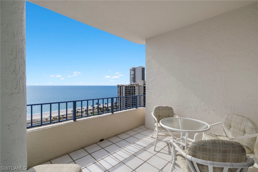 4451 Gulf Shore BLVD N 2002