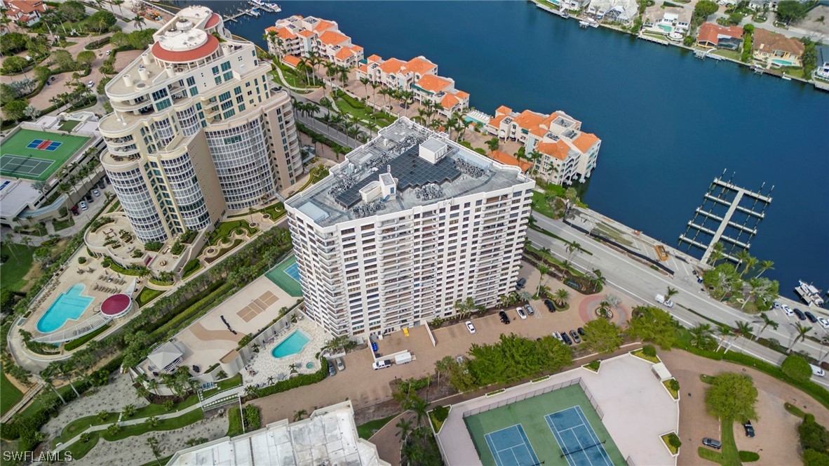 4451 Gulf Shore BLVD N 2002