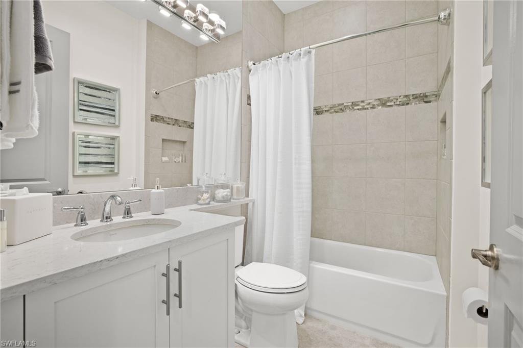 28587 Montecristo LOOP