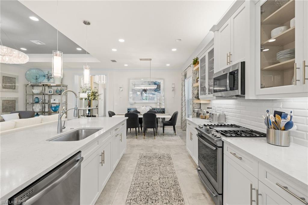 28587 Montecristo LOOP