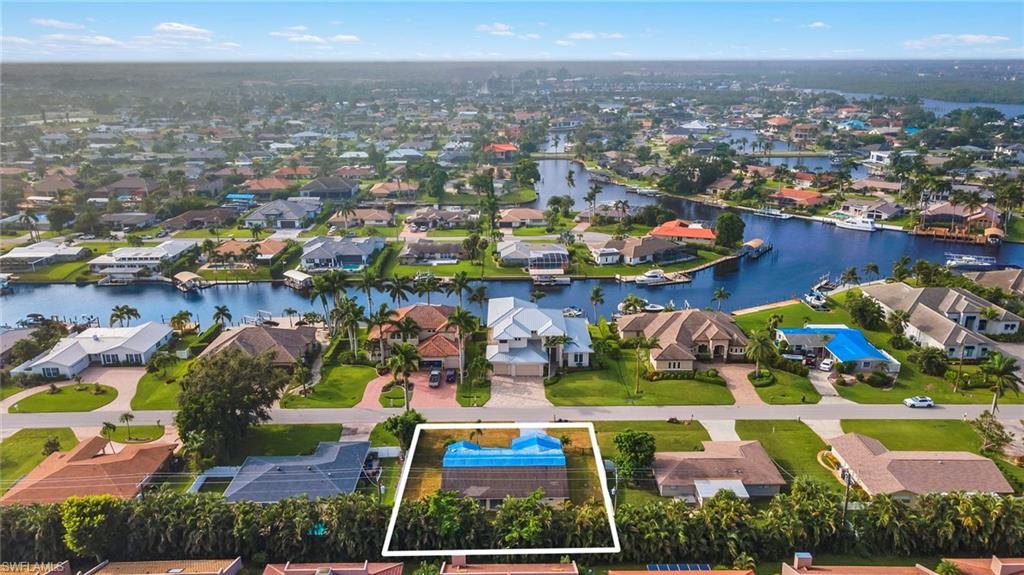 959 N Town And River DR