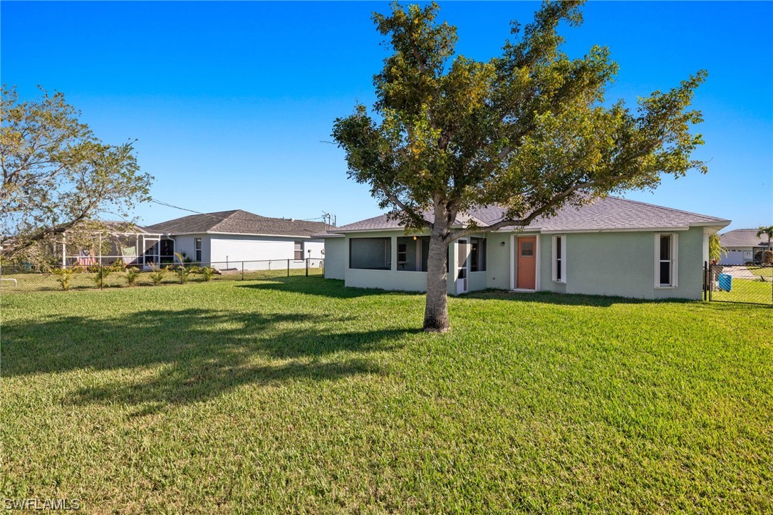 3316 SW 8th Court