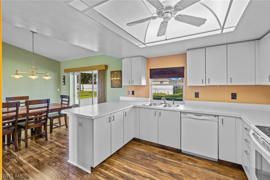 3316 SW 8th Court