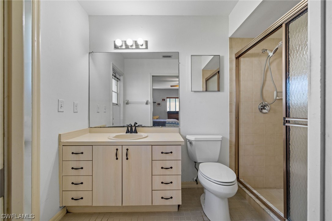 3316 SW 8th Court